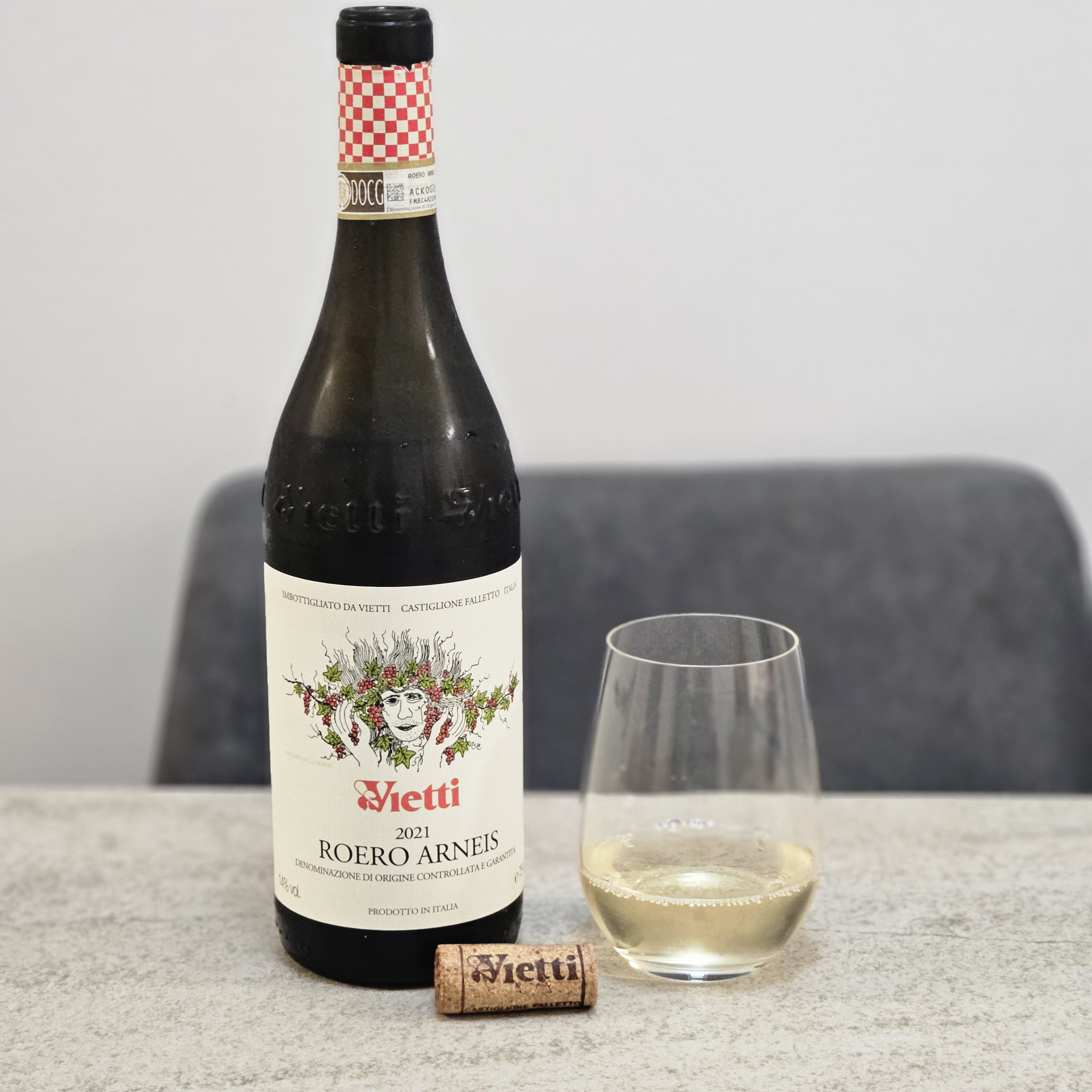 달리 | Vietti Roero Arneis 2021 달리에서 구매한 로에로 아르네이스의 아버지 Vietti의 와인 캡실 센스가 ...